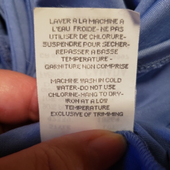 LE CHATEAU Tie Back Long Sleeved Top - Picture 4 of 4